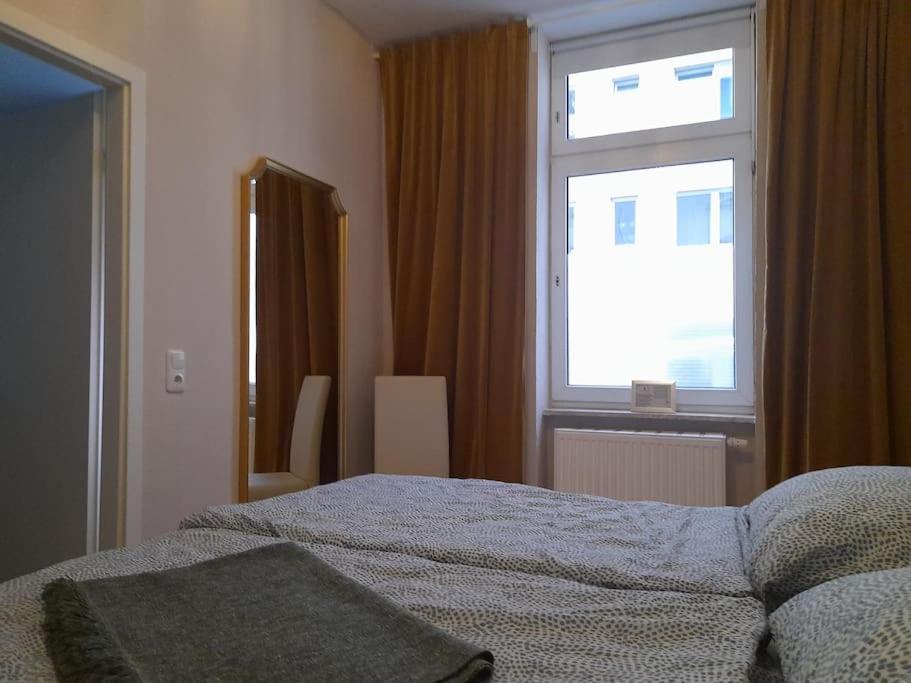 Zwei-Zimmer Wohnung In Wiesbadens Westend Экстерьер фото
